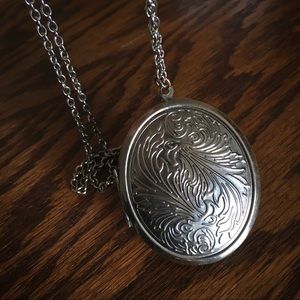 Silver Oval Locket